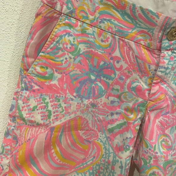 Lilly Pulitzer Chipper Shorts in Multi Swiss Fish Size 0 EUC - Picture 3 of 4